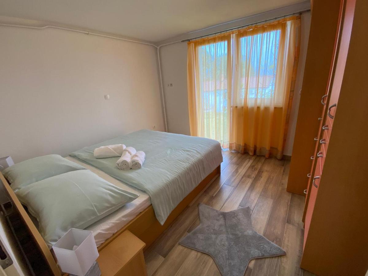 Apartman Veronika Risika Eksteriør billede